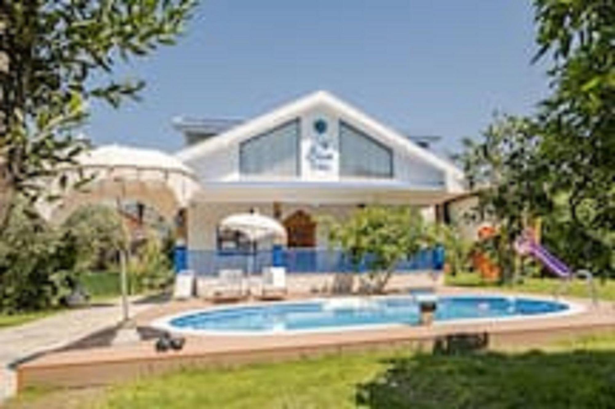 Only Blue Villa เกอเจค ภายนอก รูปภาพ